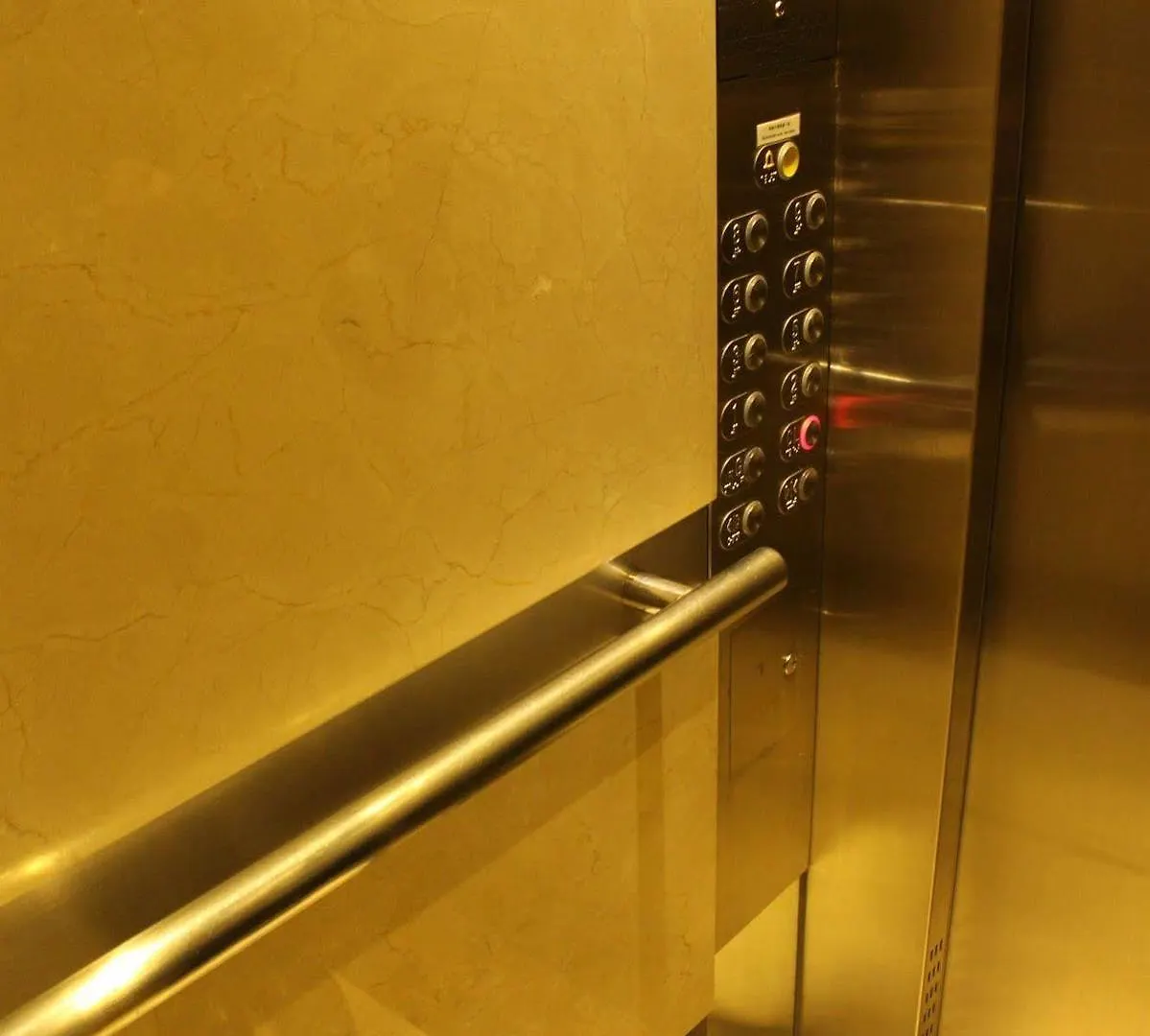 Lander Hotel Prince Edward Hongkong